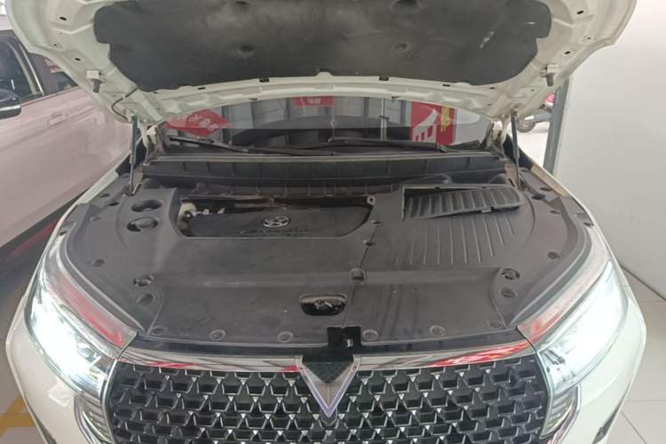 Used Venucia Star 2020 260T Automatic 48V Mild Hybrid Turbocharged Star Edition Engine Bay