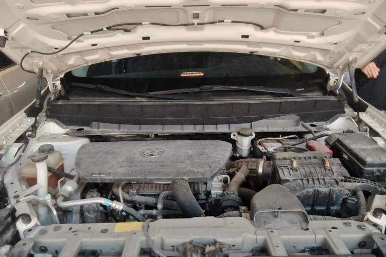 Used Venucia Star 2020 260T Manual Starjoy Edition Engine Bay