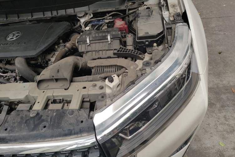 Used Venucia Star 2020 260T Automatic 48V Mild Hybrid Turbocharged Starry Edition Engine Bay Left