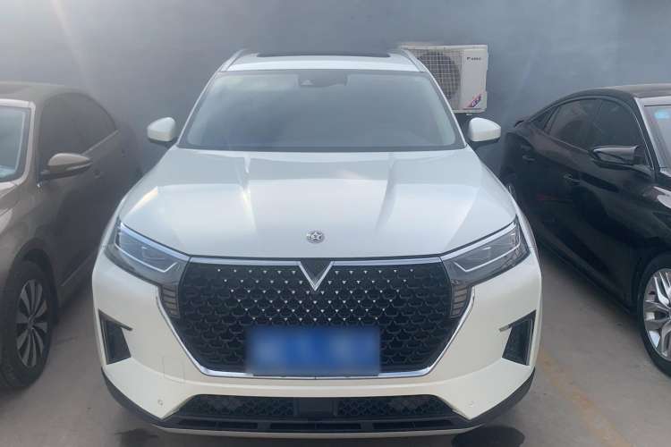 Used Venucia Star 2020 260T Automatic 48V Mild Hybrid Turbocharged Starry Edition Exterior 1