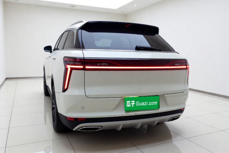Used Venucia Star 2020 260T Automatic 48V Mild Hybrid Turbocharged Starry Edition Exterior 3
