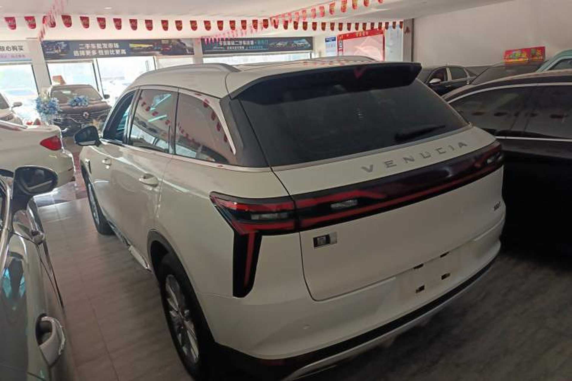 Used Venucia Star 2020 260T Automatic 48V Mild Hybrid Turbocharged Star Edition Exterior 3
