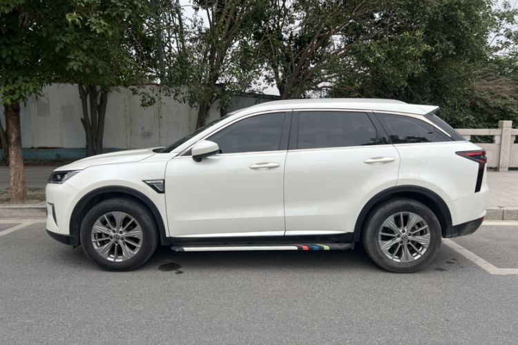 Used Venucia Star 2020 260T Automatic 48V Mild Hybrid Turbocharged Star Edition Exterior 3