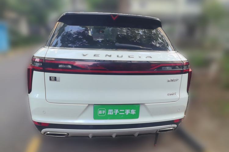 Used Venucia Star 2020 260T Automatic 48V Mild Hybrid Turbocharged Starry Edition Exterior 4
