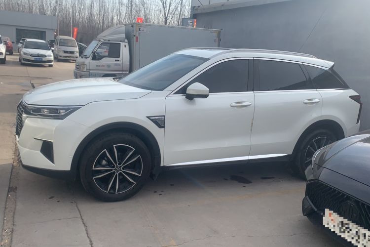 Used Venucia Star 2020 260T Automatic 48V Mild Hybrid Turbocharged Starry Edition Exterior 5