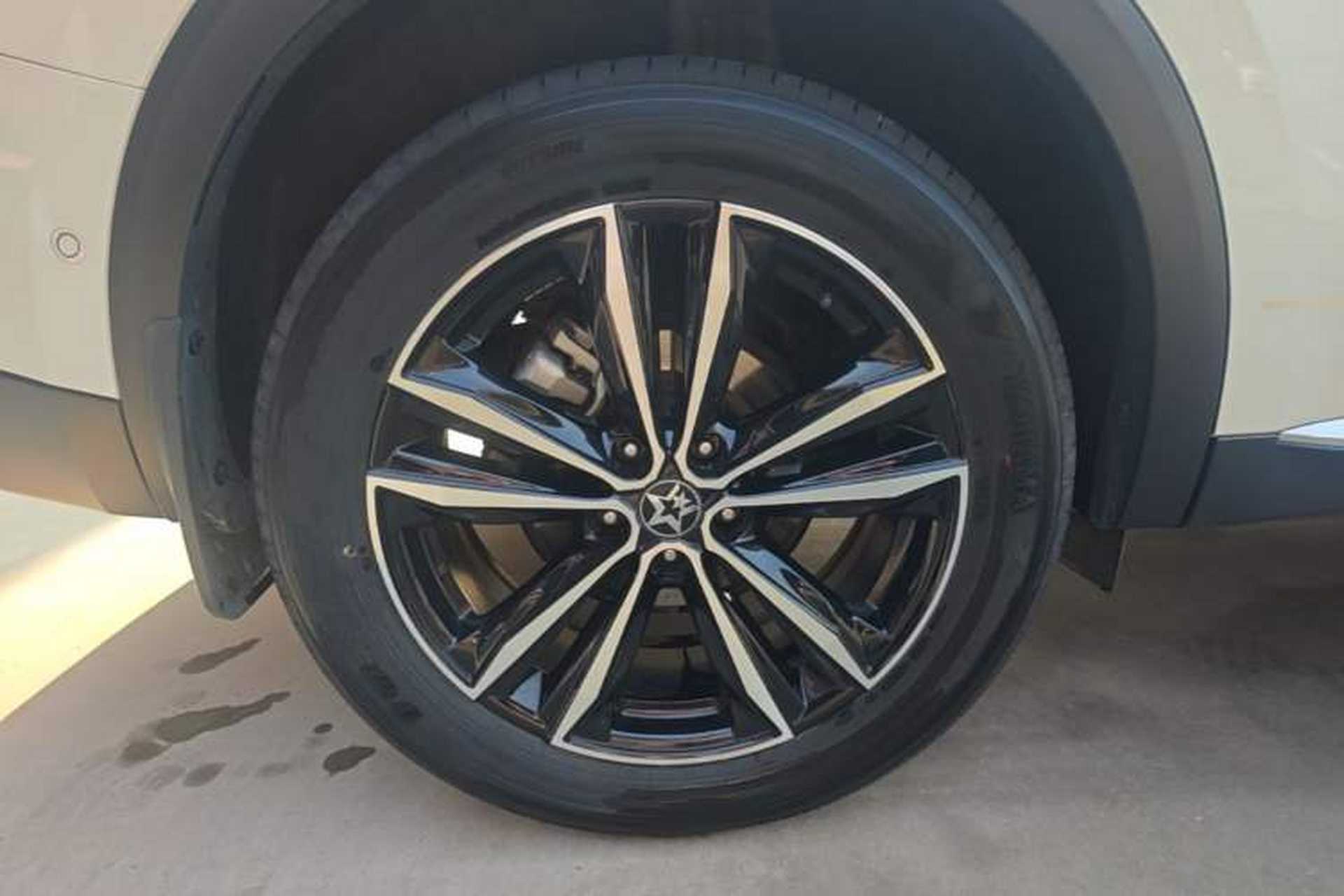 Used Venucia Star 2020 260T Automatic 48V Mild Hybrid Turbocharged Starry Edition Exterior 5