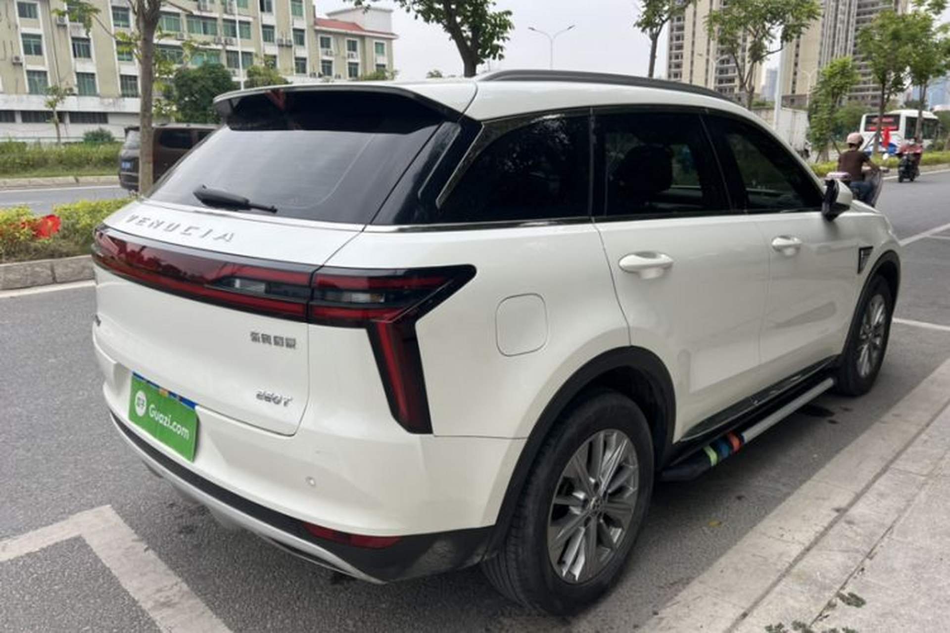 Used Venucia Star 2020 260T Automatic 48V Mild Hybrid Turbocharged Star Edition Exterior 5