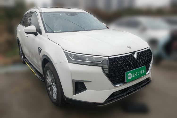 Used Venucia Star 2020 260T Automatic 48V Mild Hybrid Turbocharged Star Edition Front Right 45 Deg