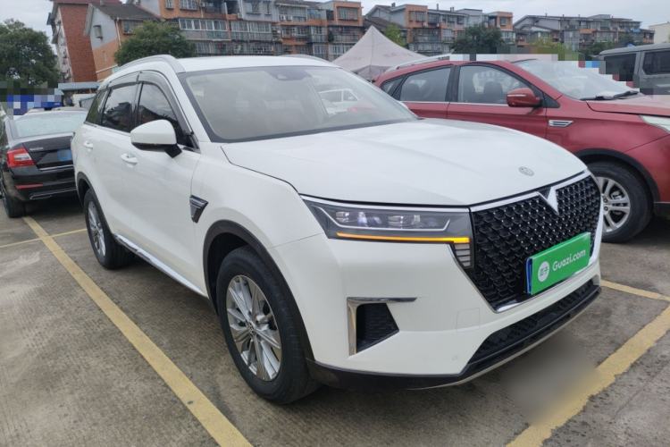 Used Venucia Star 2020 260T Automatic 48V Mild Hybrid Turbocharged Star Edition Front Right 45 Deg
