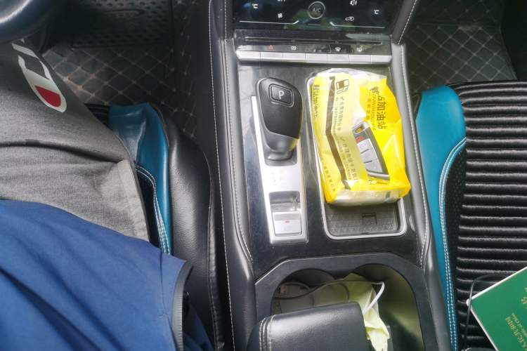 Used Venucia Star 2020 260T Automatic 48V Mild Hybrid Turbocharged Star Edition Gear Lever