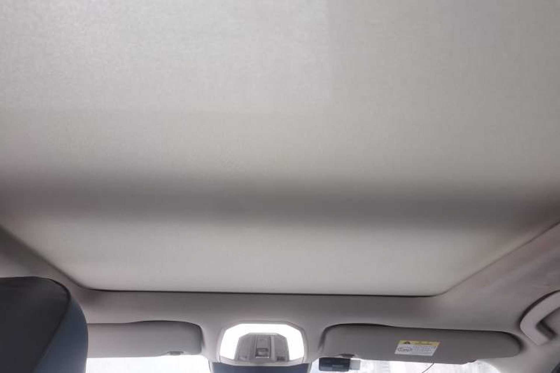 Used Venucia Star 2020 260T Automatic 48V Mild Hybrid Turbocharged Star Edition Headliner