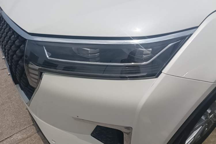 Used Venucia Star 2020 260T Automatic 48V Mild Hybrid Turbocharged Star Edition Left Front Headlight