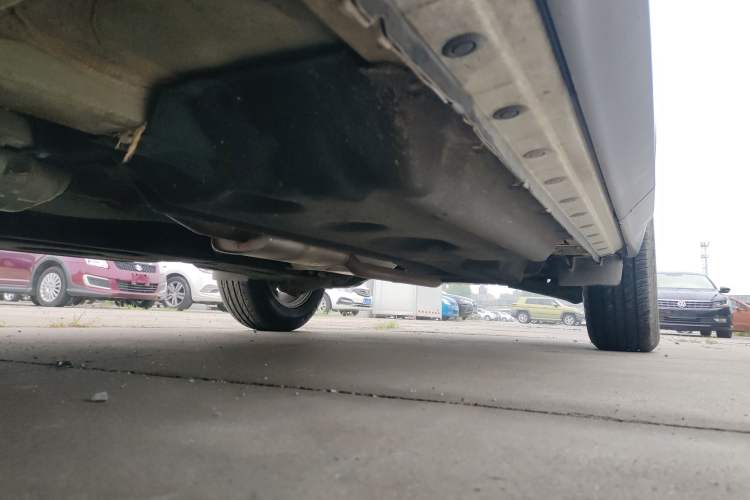 Used Venucia Star 2020 260T Automatic 48V Mild Hybrid Turbocharged Star Edition Left Side Sill