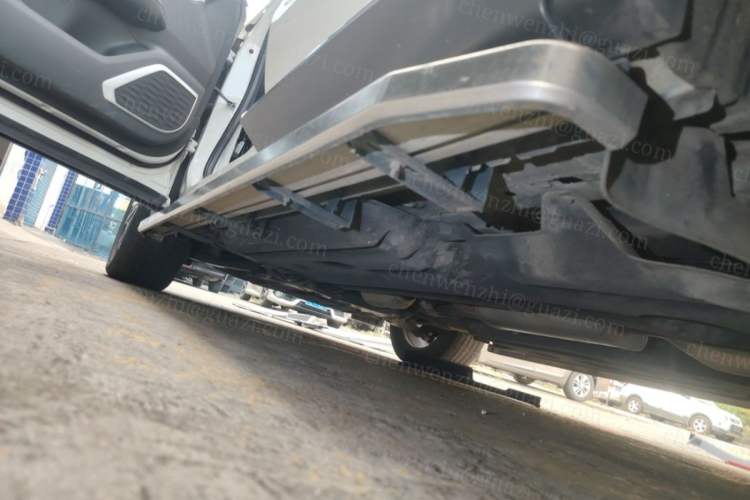 Used Venucia Star 2020 260T Automatic 48V Mild Hybrid Turbocharged Starry Edition Left Side Sill