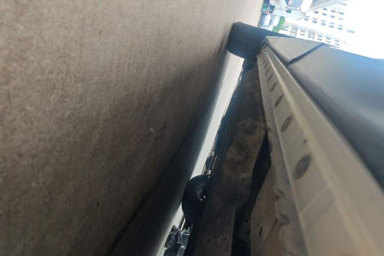 Used Venucia Star 2020 260T Automatic 48V Mild Hybrid Turbocharged Star Edition Left Side Sill