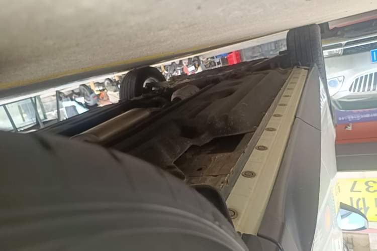 Used Venucia Star 2020 260T Automatic XingShang Edition Left Side Sill