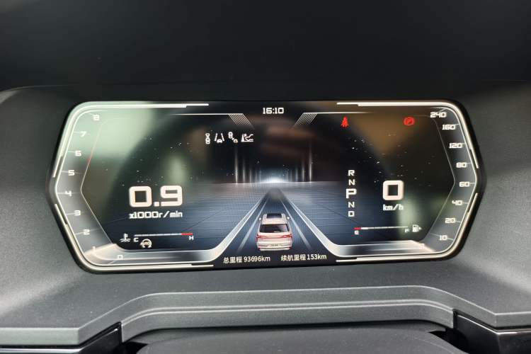 Used Venucia Star 2020 260T Automatic 48V Mild Hybrid Turbocharged Starry Edition Odometer Close Up