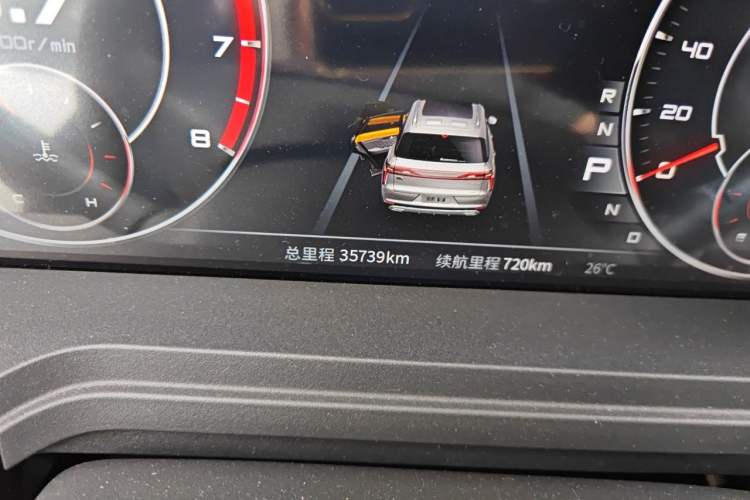 Used Venucia Star 2020 260T Automatic 48V Mild Hybrid Turbocharged Star Edition Odometer Close Up