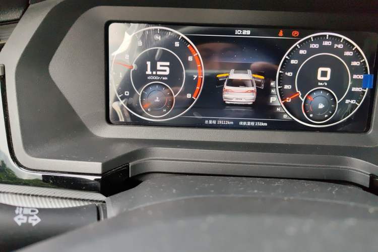 Used Venucia Star 2020 260T Automatic XingShang Edition Odometer Close Up