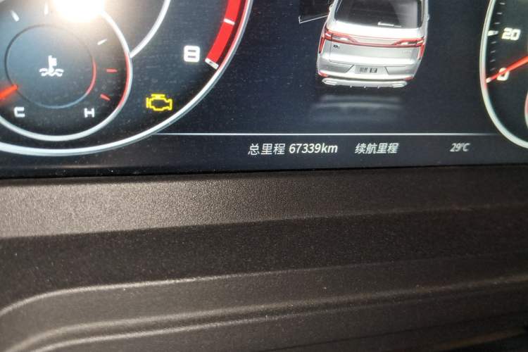 Used Venucia Star 2020 260T Manual Starjoy Edition Odometer Close Up