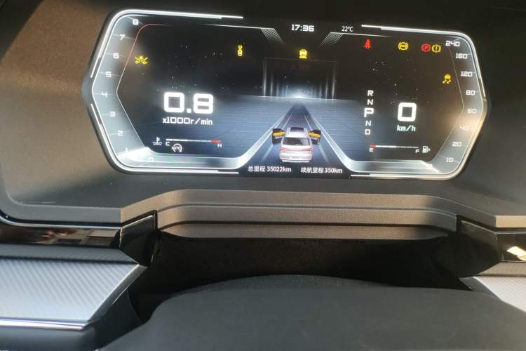 Used Venucia Star 2020 260T Automatic 48V Mild Hybrid Turbocharged Star Edition Odometer Close Up