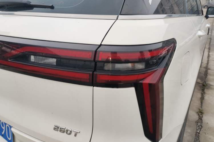 Used Venucia Star 2020 260T Automatic 48V Mild Hybrid Turbocharged Star Edition Right Rear Taillight