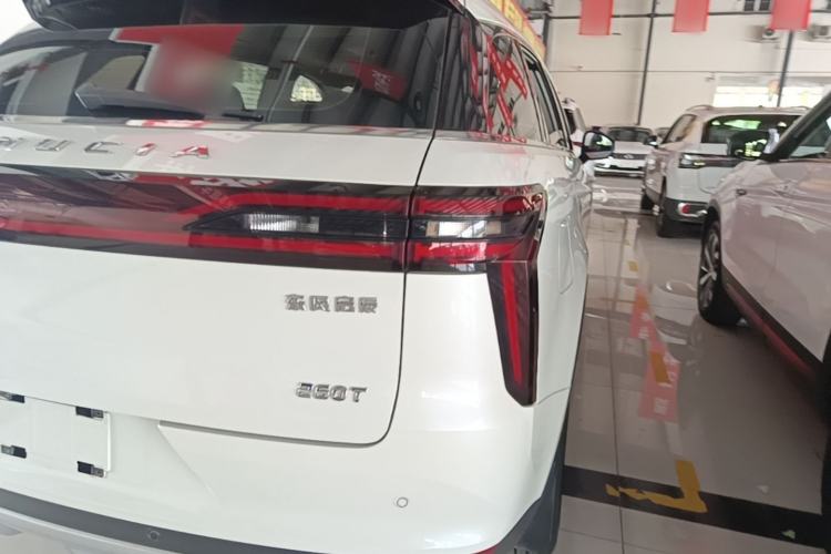 Used Venucia Star 2020 260T Automatic 48V Mild Hybrid Turbocharged Star Edition Right Rear Taillight