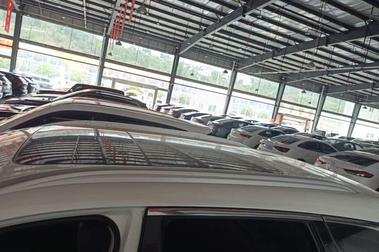 Used Venucia Star 2020 260T Automatic 48V Mild Hybrid Turbocharged Star Edition Roof