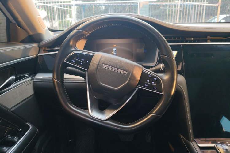 Used Venucia Star 2020 260T Automatic 48V Mild Hybrid Turbocharged Starry Edition Steering Wheel