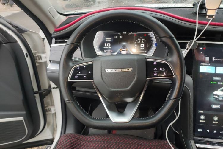 Used Venucia Star 2020 260T Automatic 48V Mild Hybrid Turbocharged Star Edition Steering Wheel
