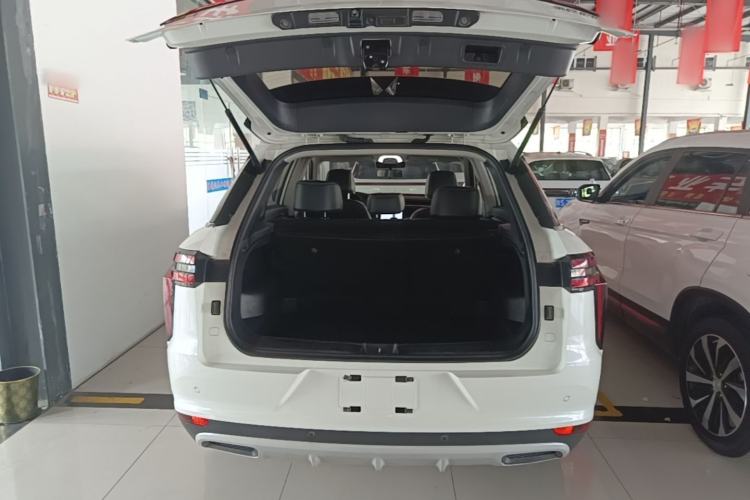 Used Venucia Star 2020 260T Automatic 48V Mild Hybrid Turbocharged Star Edition Trunk