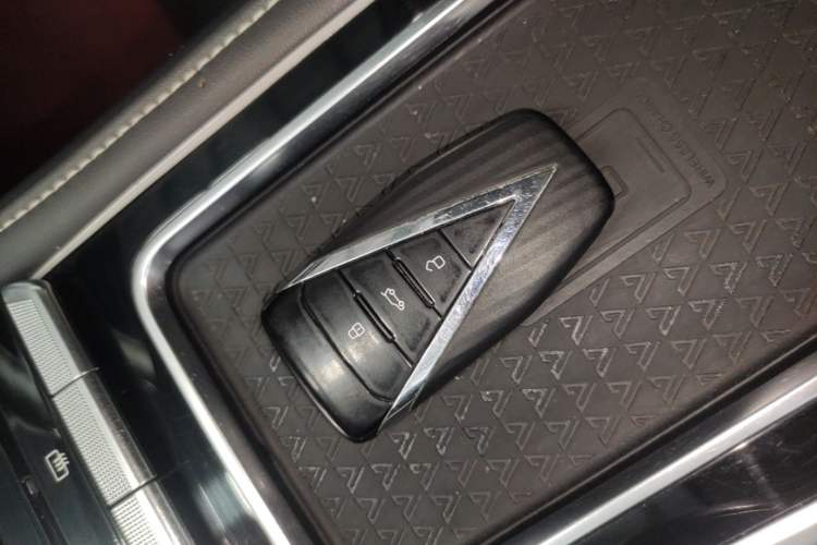 Used Venucia Star 2020 260T Automatic 48V Mild Hybrid Turbocharged Starry Edition Vehicle Key