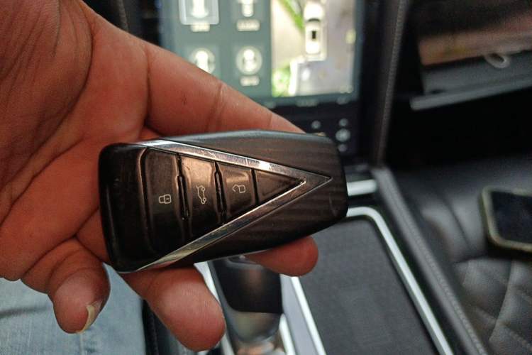 Used Venucia Star 2020 260T Automatic 48V Mild Hybrid Turbocharged Starry Edition Vehicle Key