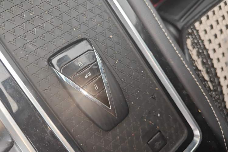 Used Venucia Star 2020 260T Automatic 48V Mild Hybrid Turbocharged Star Edition Vehicle Key