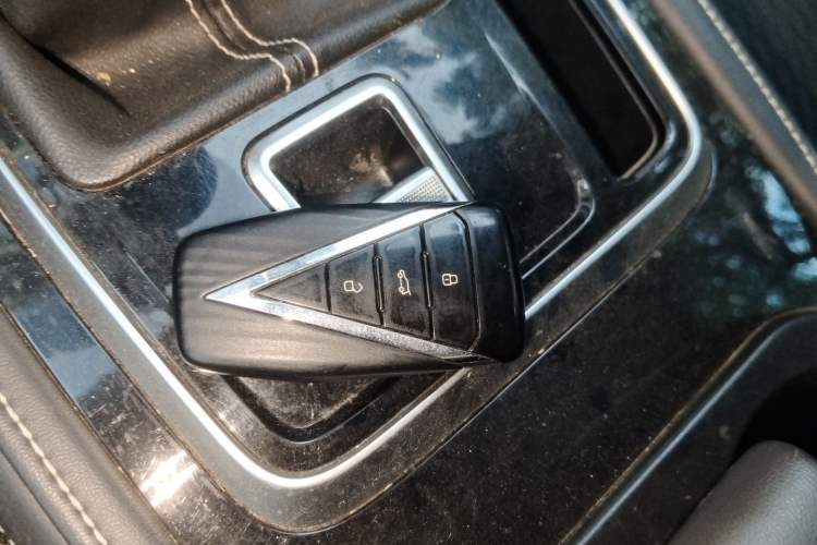 Used Venucia Star 2020 260T Manual Starjoy Edition Vehicle Key