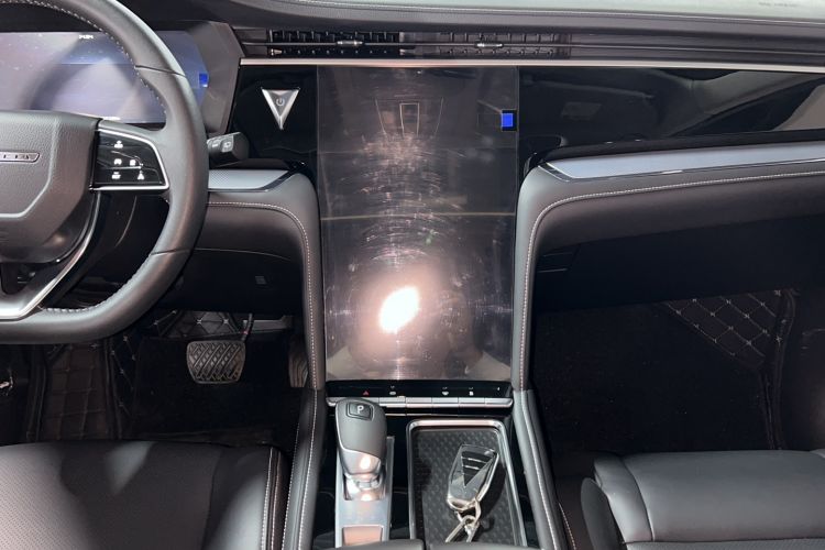 Used Venucia Star 2021 260T Automatic 48V Mild Hybrid Turbocharged Star Achieve Edition Audio And AC Panel