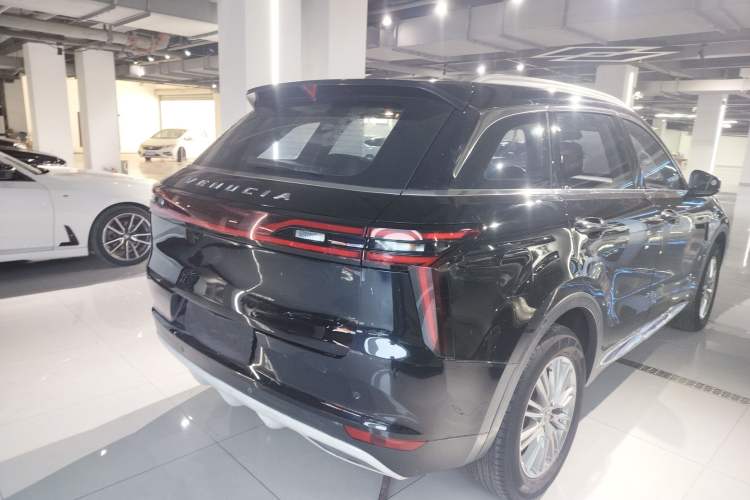 Used Venucia Star 2021 260T Automatic 48V Mild Hybrid Turbocharged Star Achieve Edition Exterior 3
