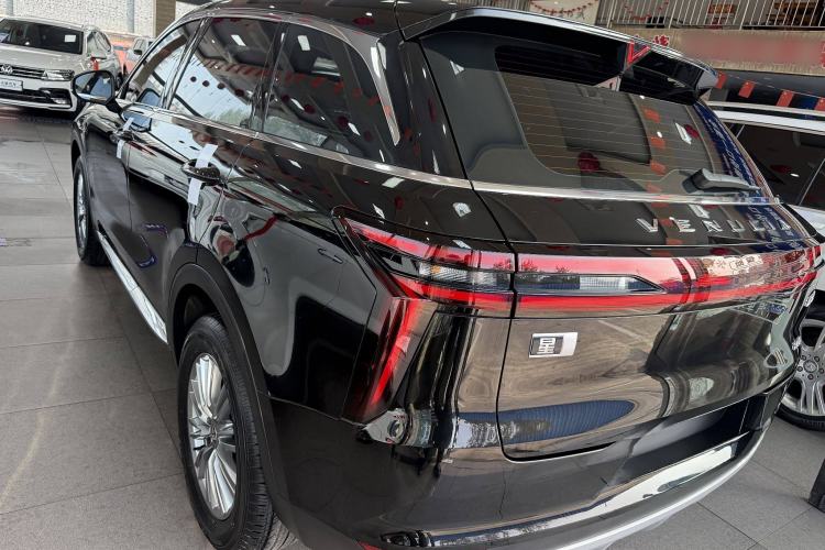 Used Venucia Star 2021 260T Automatic Star Edition Exterior 5