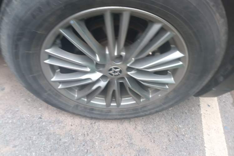 Used Venucia Star 2021 260T Automatic 48V Mild Hybrid Turbocharged Star Achieve Edition Exterior 7