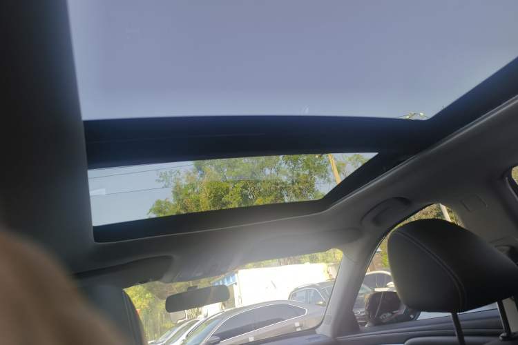Used Venucia Star 2021 260T Automatic Star Edition Headliner