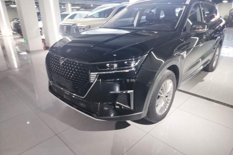 Used Venucia Star 2021 260T Automatic 48V Mild Hybrid Turbocharged Star Achieve Edition Left Front Headlight