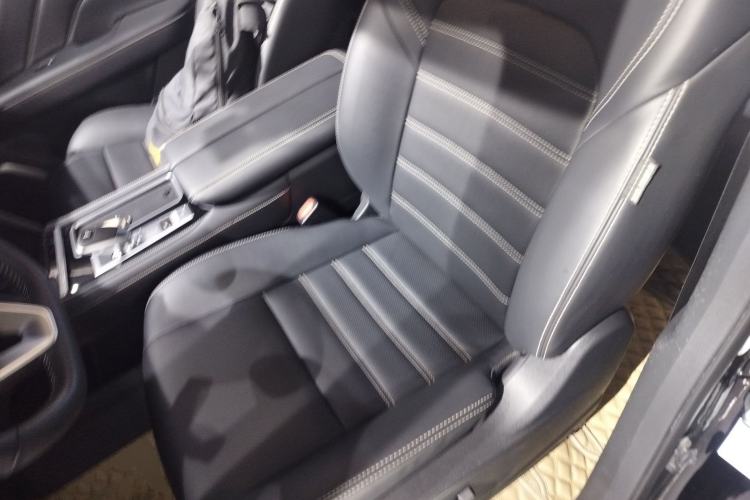 Used Venucia Star 2021 260T Automatic 48V Mild Hybrid Turbocharged Star Achieve Edition Left Front Seat