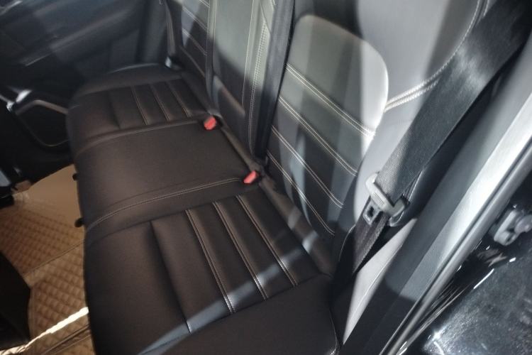 Used Venucia Star 2021 260T Automatic 48V Mild Hybrid Turbocharged Star Achieve Edition Left Rear Seat
