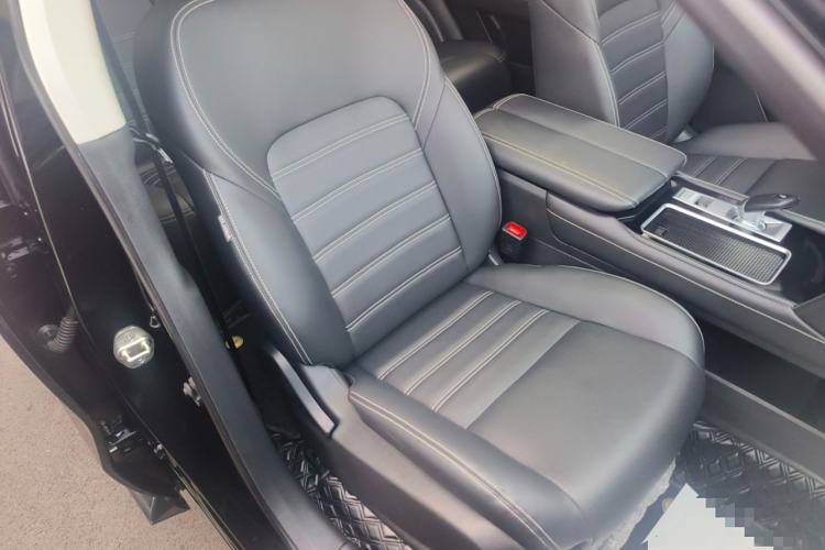 Used Venucia Star 2021 260T Automatic Star Edition Right Front Seat