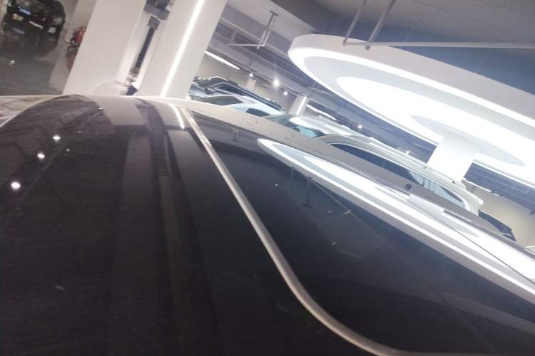 Used Venucia Star 2021 260T Automatic 48V Mild Hybrid Turbocharged Star Achieve Edition Roof