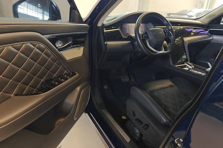 Used Venucia Star 2021 260T Automatic 48V Mild Hybrid Turbocharged Star曜 Edition Driver Seat