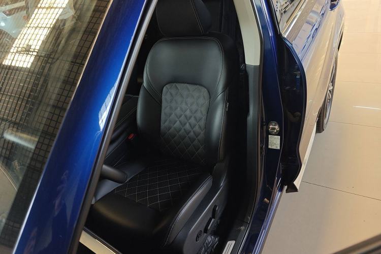 Used Venucia Star 2021 260T Automatic 48V Mild Hybrid Turbocharged Star曜 Edition Left Front Seat