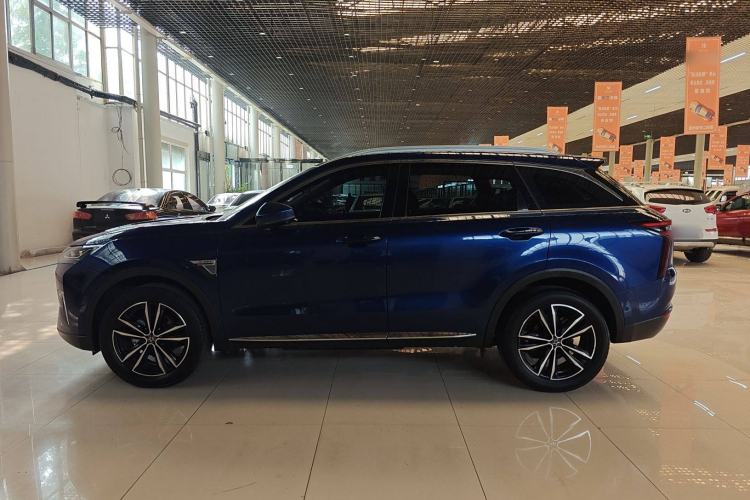 Used Venucia Star 2021 260T Automatic 48V Mild Hybrid Turbocharged Star曜 Edition Left Side