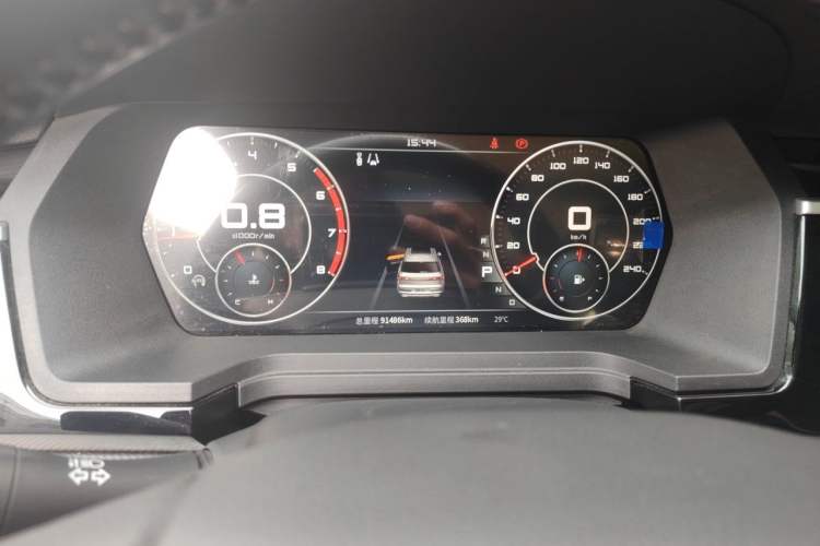 Used Venucia Star 2021 260T Automatic Star Edition Odometer Close Up