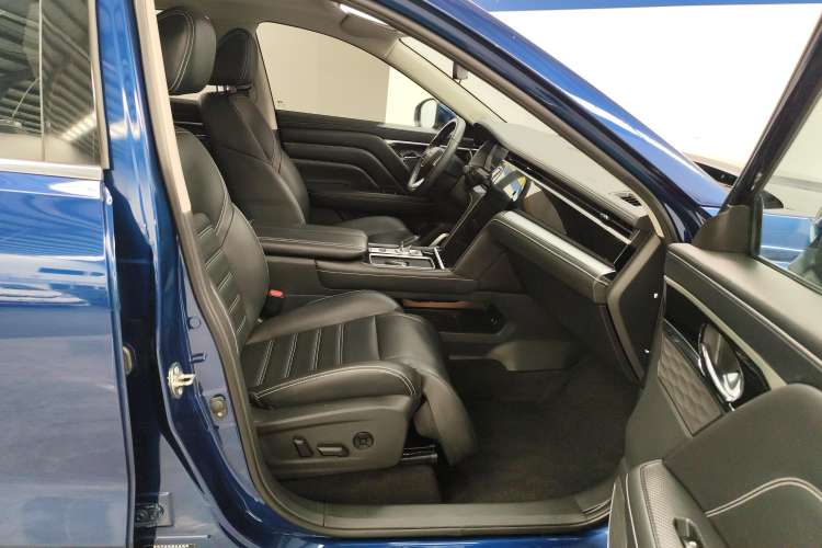 Used Venucia Star 2021 260T Automatic 48V Mild Hybrid Turbocharged Star Achieve Edition Right Front Seat